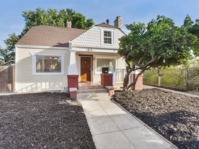 1812 El Monte Ave.