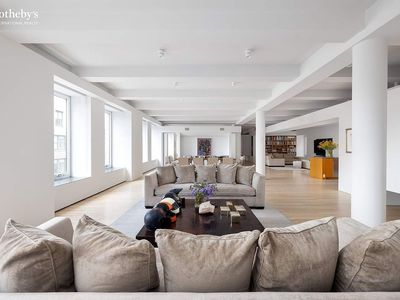 227 W 17th St FLOOR 7