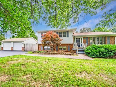 125 Whipporwill Dr