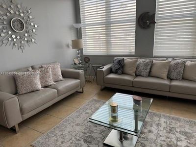 511 SE 5th Ave APT 1705