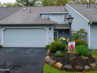 92 Commonwealth Drive