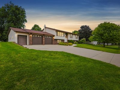 851 Mockingbird Ct