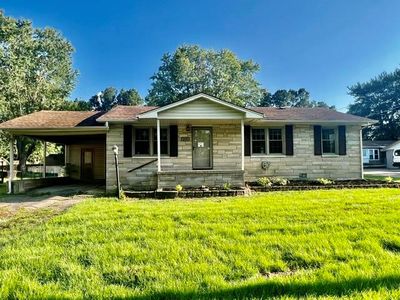 209 Midway Ave