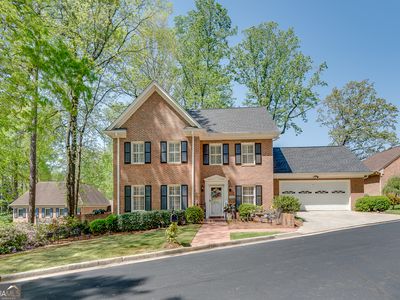 1826 Bedfordshire Ct