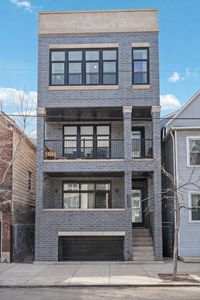 2438 N Western Ave #3