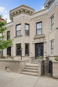 166 Maple St