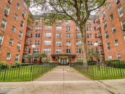 50 Fort Pl APT A2j