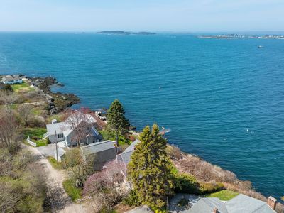 11 Edal Heights