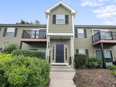 1565 Raymond Dr APT 203