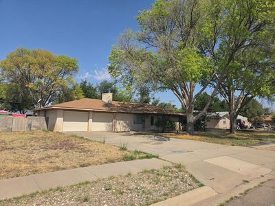 Property at 802 Hall Dr, Roswell, NM