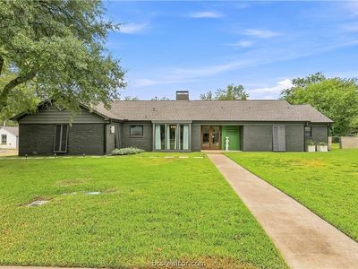 1108 Skrivanek Dr