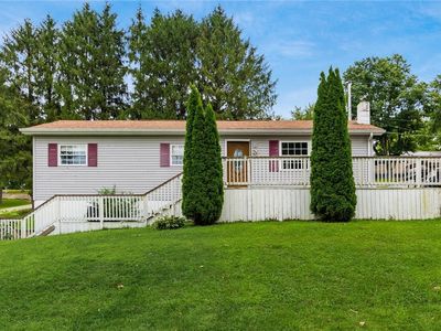 490 Cedarhurst Dr