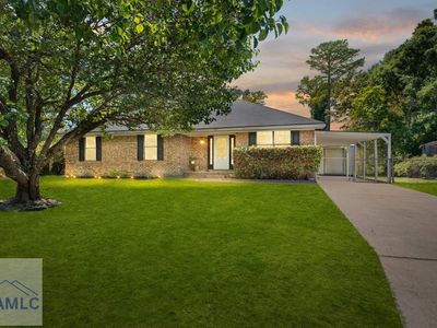 921 Willowbrook Dr