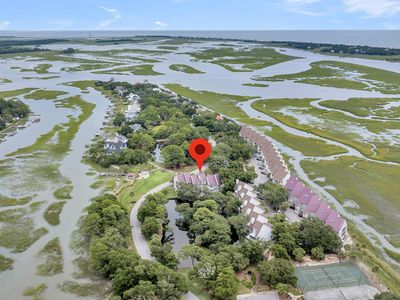 202 E Mariners Cay Dr