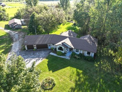 3874 Airway Ln NE