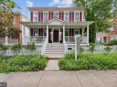 1379 Main St