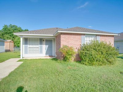 404 Pine Crescent Way