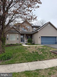 45 Stone Gate Dr