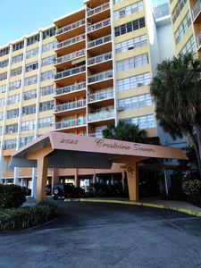 2025 NE 164th St APT 915