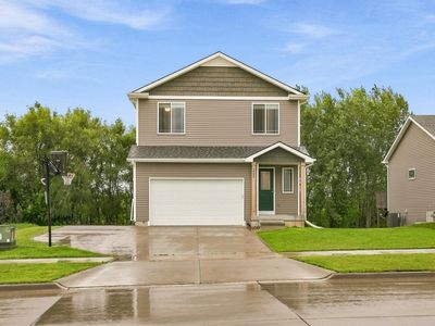 Property at 2505 Park Ridge Dr, Granger, IA