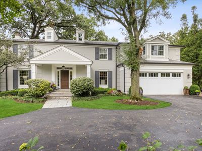 6493 Apache Dr