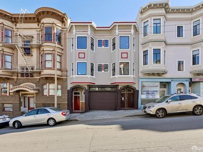 735 Union St