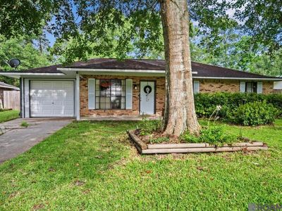 Property at 26811 Pen Dr, Walker, LA
