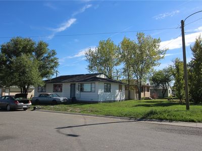 Property at 1031 N Custer Ave, Hardin, MT
