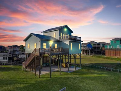 Property at 1890 Atlantis Ln, Crystal Beach, TX