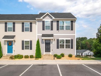 Property at 824 Carson Cir, Grottoes, VA