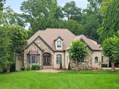 6116 Crescent Knoll Dr