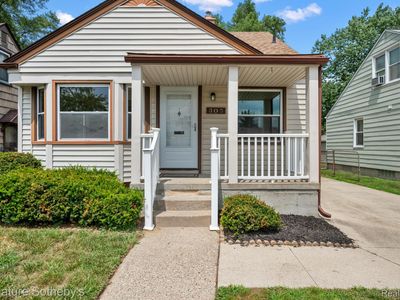 305 Devillen Ave