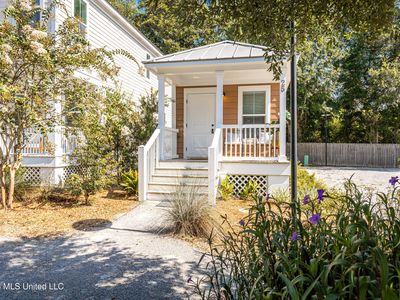 2207 Government St #25