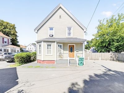 22 Emerson Pl