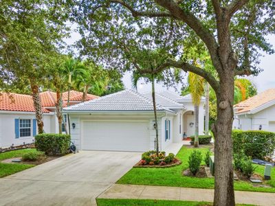 2036 Valencia Drive