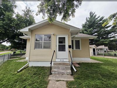 800 Paul Ave