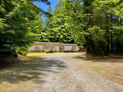 180 Madeleine Ln