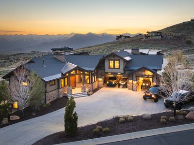 1467 N Chimney Rock Rd