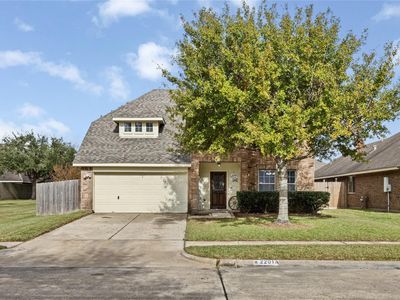 2201 Running Spring Dr