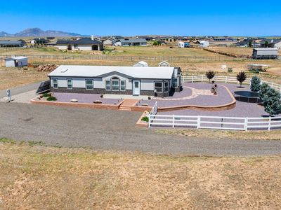 10450 N Poquito Valley Rd