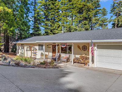 706 Lake Ridge Rd