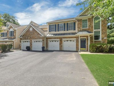 11 Pine Lake Terrace