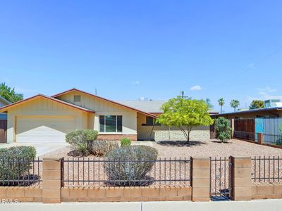 1260 E ALAMEDA Drive