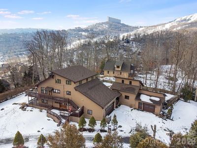 301 Highland Cir