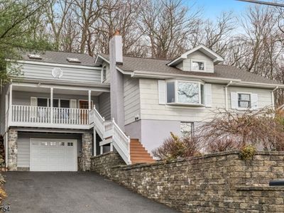 58 Upper Lakeview Ave