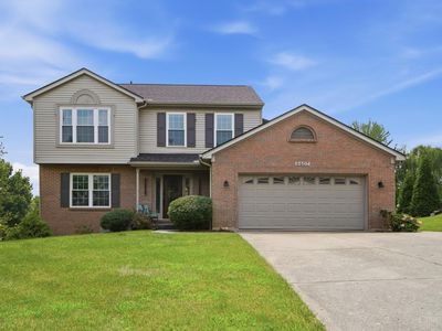 8407 Lakevalley Dr