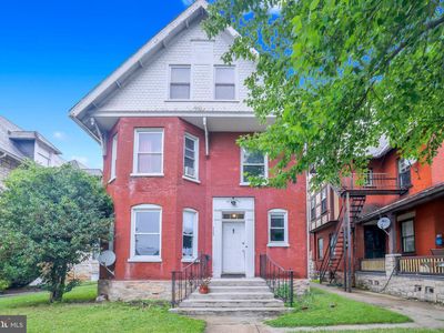 525 E Lincoln Hwy