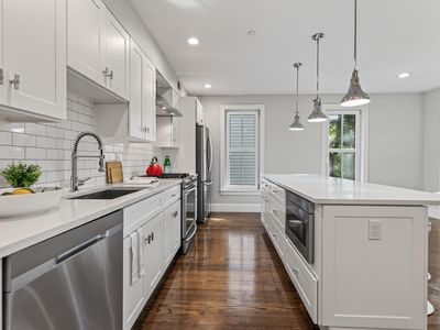 52 River St #2