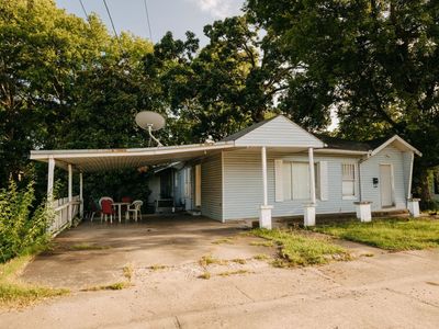 424 W South St