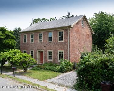 39 N Warren Street